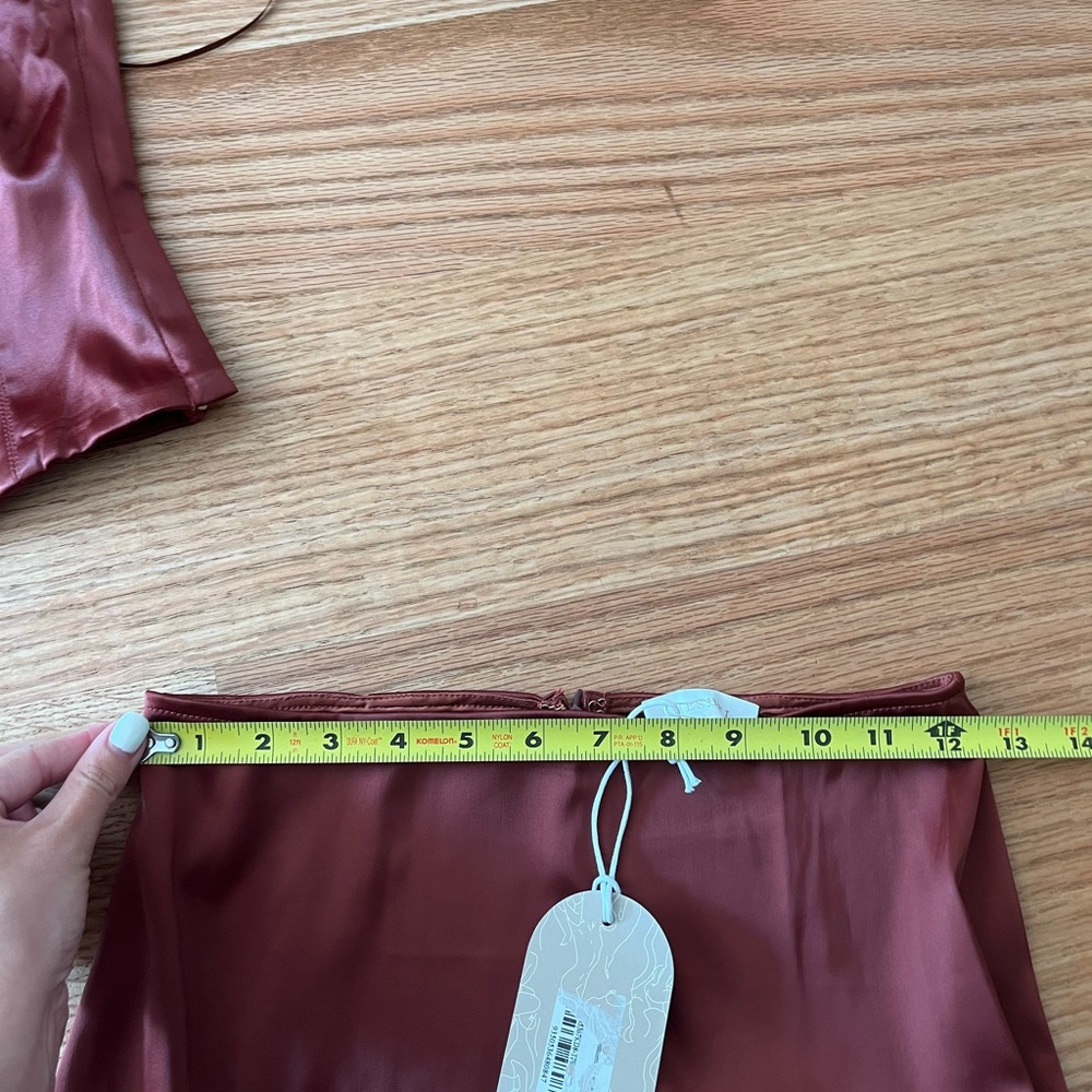 Meshki 2 piece skirt set - Picture 4 of 6